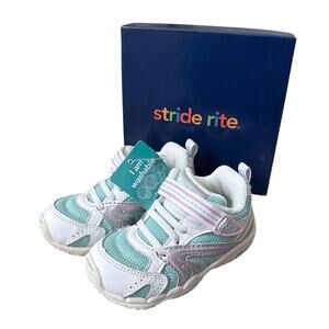 STRIDE RITE Toddler Boys Girls Size 5.5 W Low Top Sneakers Shoes New in Box